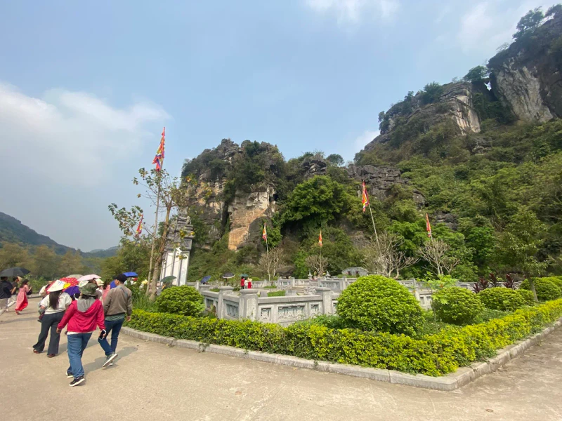 Lăng Vua Lê Đại Hành - ảnh 2